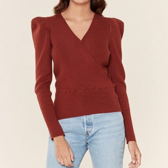 ASTR The Label Sweaters - ASTR V-Neck Suki Crossover Sweater RUST Large New cozy fuzzy puff Shoulders